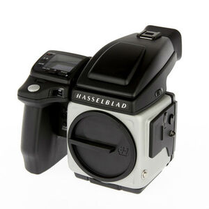 Hasselblad, H5x Camera Body with Battery Grip & HV90x-II Viewfinder